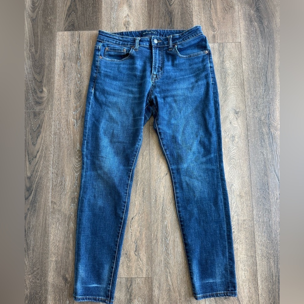 Aeropostale Jeans. Dark wash, men’s size 32/30. Excellent used condition, Skinny